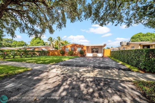 2 of 43 - 1511 N 72nd Ave, Hollywood, FL