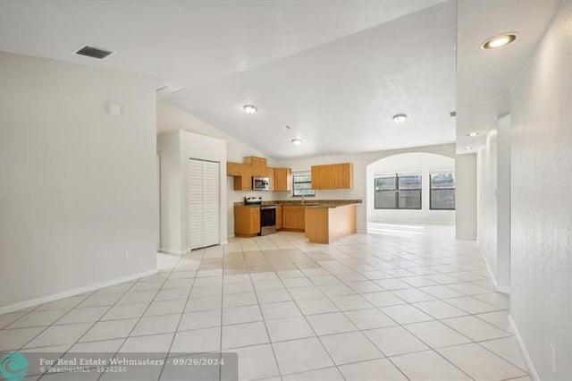 3 of 33 - 6228 Allen St, Jupiter, FL