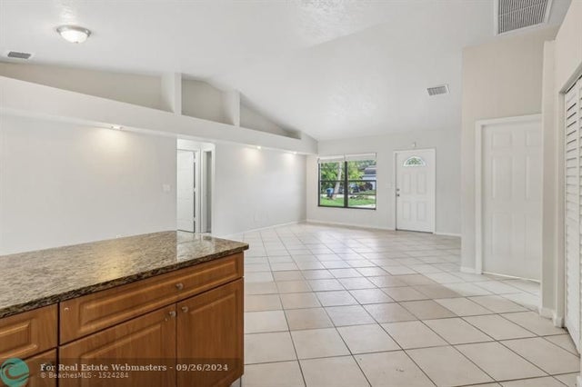4 of 33 - 6228 Allen St, Jupiter, FL
