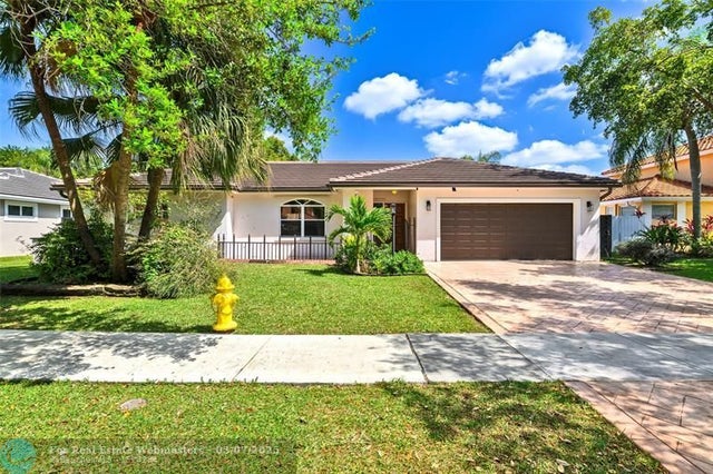 3 of 43 - 5210 Hawkes Bluff Ave, Davie, FL