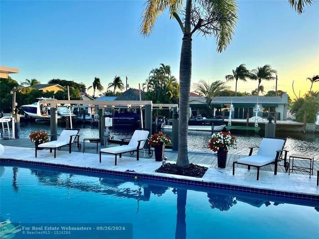 2 of 26 - 380 Se 12th Ave, Pompano Beach, FL