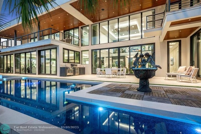 2 of 100 - 600 5th Key Dr, Fort Lauderdale, FL