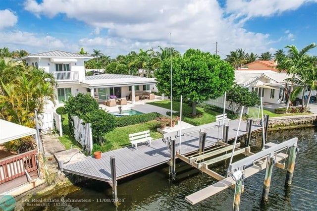 2 of 92 - 2140 Ne 24th St, Wilton Manors, FL