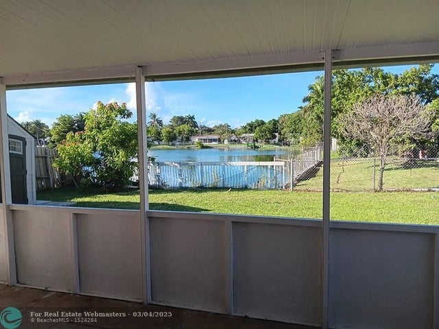 3 of 33 - 704 Sw 4th St, Hallandale, FL