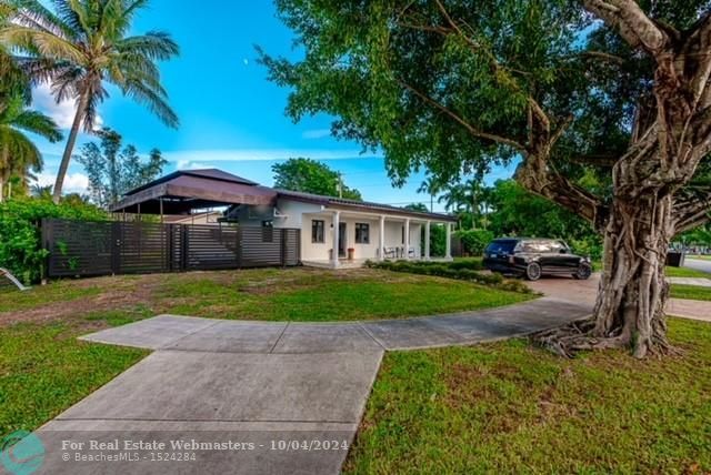 2 of 27 - 4801 Sw 98th Avenue Rd, Miami, FL