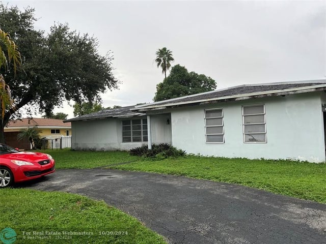 1 of 1 - 2660 Nw 83rd Ter, Coral Springs, FL