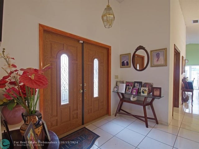 5 of 24 - 7870 Nw 54th St, Lauderhill, FL