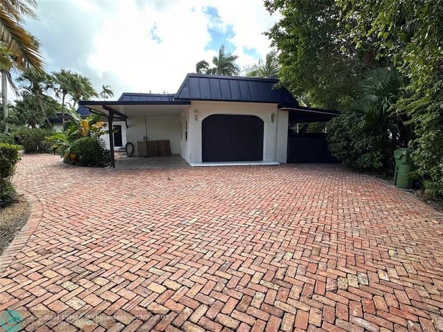 1 of 53 - 2314 Desota Dr, Fort Lauderdale, FL