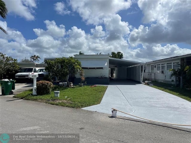 1 of 11 - 8700 Sw 21st St, Davie, FL