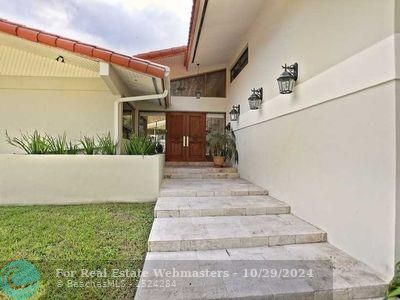 2 of 11 - 1312 Obispo Ave, Coral Gables, FL