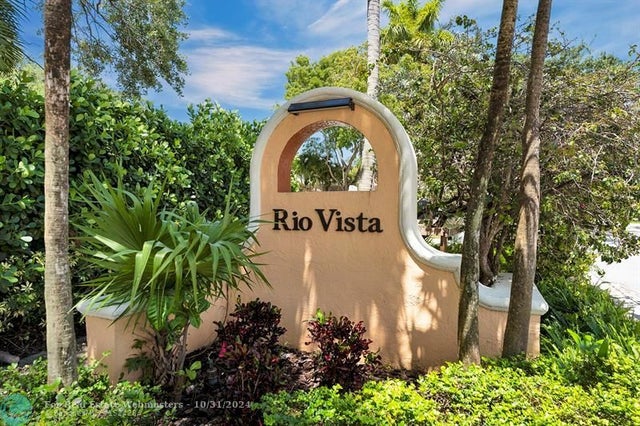 2 of 25 - 805 Se 10th St, Fort Lauderdale, FL