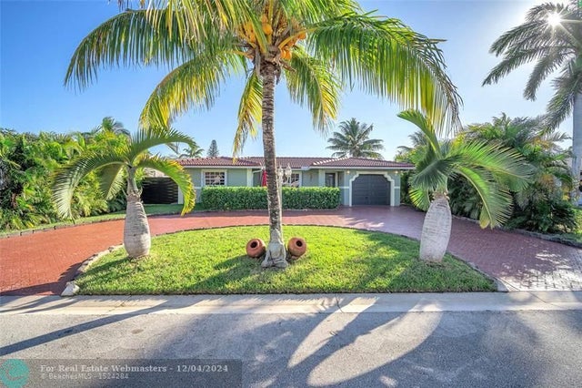 1 of 25 - 10216 Nw 83rd St, Tamarac, FL