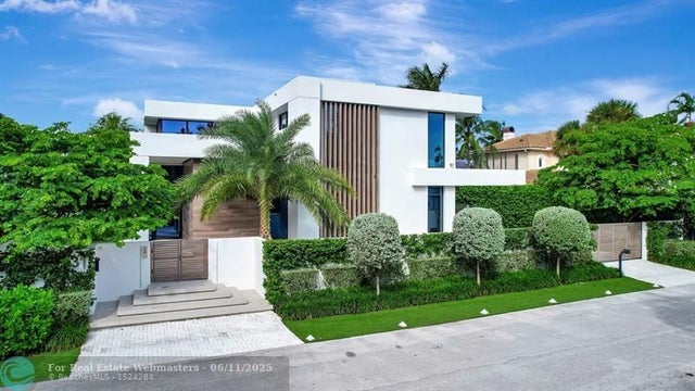 4 of 100 - 31 Pelican Dr, Fort Lauderdale, FL