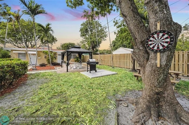 4 of 32 - 1420 S Miami Rd, Fort Lauderdale, FL
