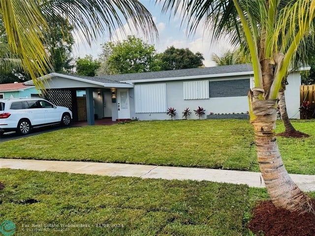 2 of 37 - 4821 Nw 13th Ct, Lauderhill, FL