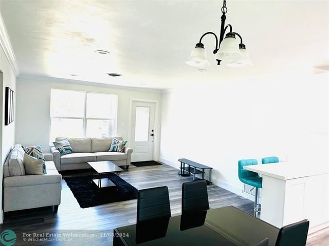 4 of 37 - 4821 Nw 13th Ct, Lauderhill, FL