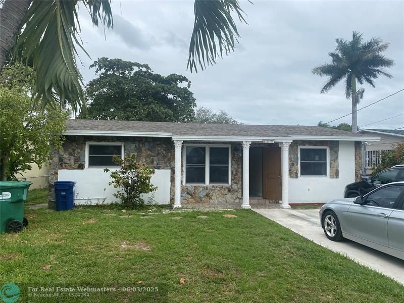 8221 Nw 14th Pl, Miami