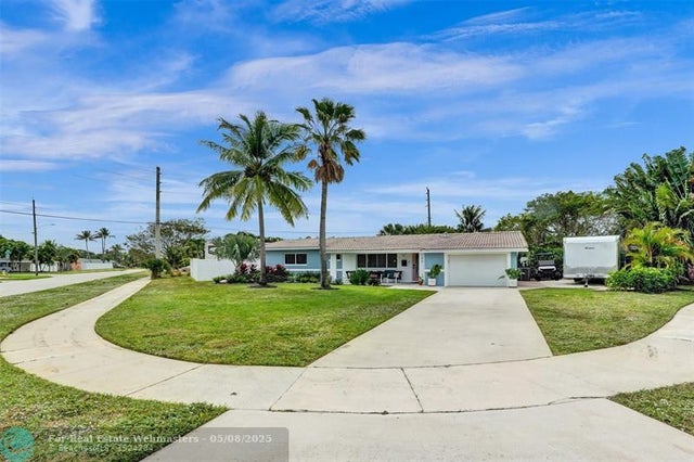 3 of 78 - 106 Se 10th Ct, Deerfield Beach, FL