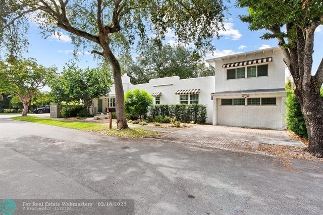 3 of 25 - 615 Se 11th Ave, Fort Lauderdale, FL