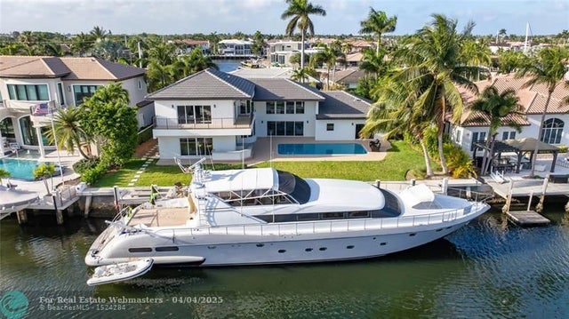 1 of 51 - 2320 Ne 32nd Court, Lighthouse Point, FL