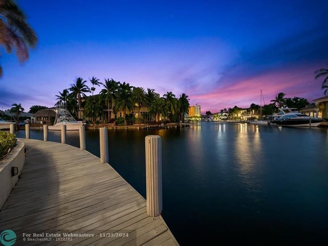 4 of 90 - 3700 Ne 28th Ave, Lighthouse Point, FL