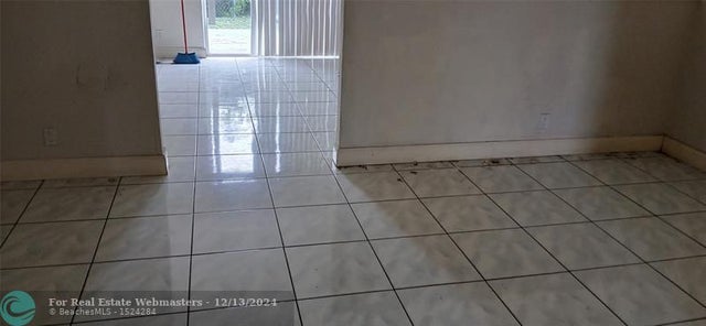 3 of 17 - 8500 Sw 20th St, North Lauderdale, FL