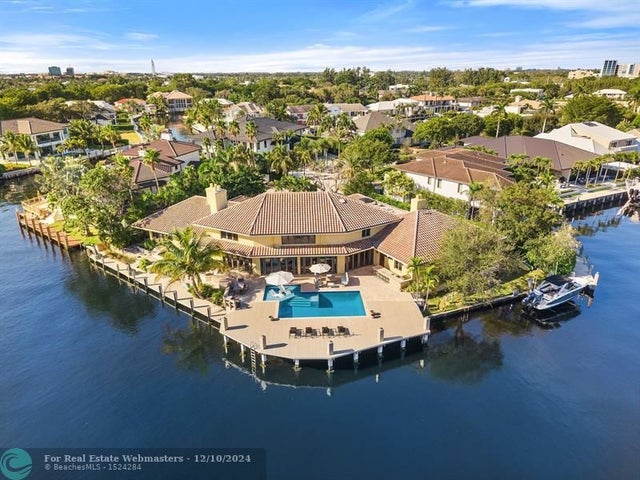 1 of 22 - 90 Compass Ln, Fort Lauderdale, FL