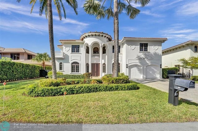 1 of 76 - 642 Palm Dr, Hallandale, FL