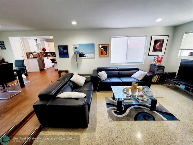 3 of 33 - 1425 Ne 23rd St, Wilton Manors, FL
