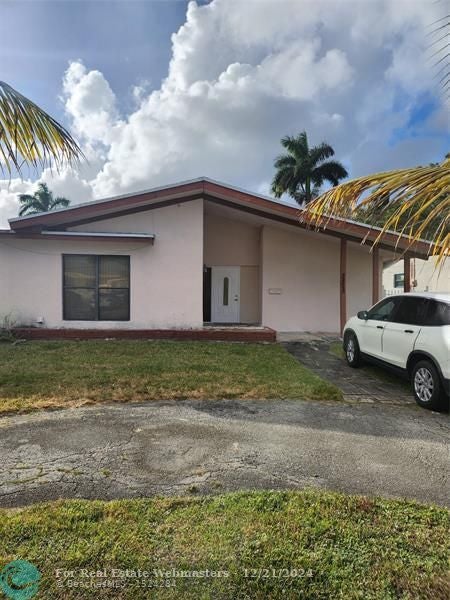 3 of 37 - 3828 E Lake Ter, Miramar, FL