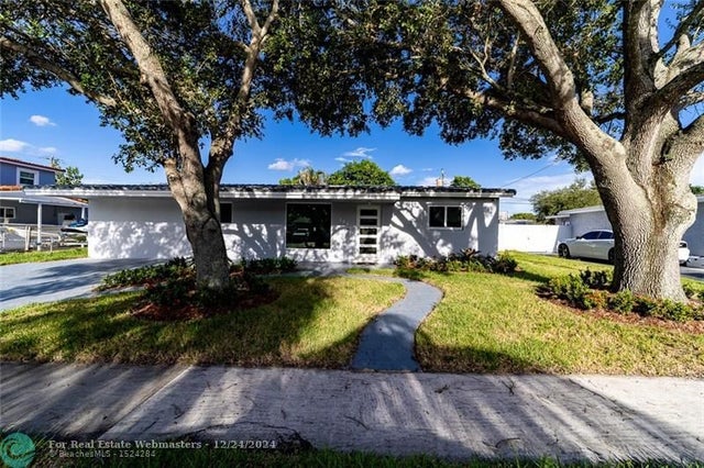 2 of 47 - 131 Nw 72nd Way, Hollywood, FL