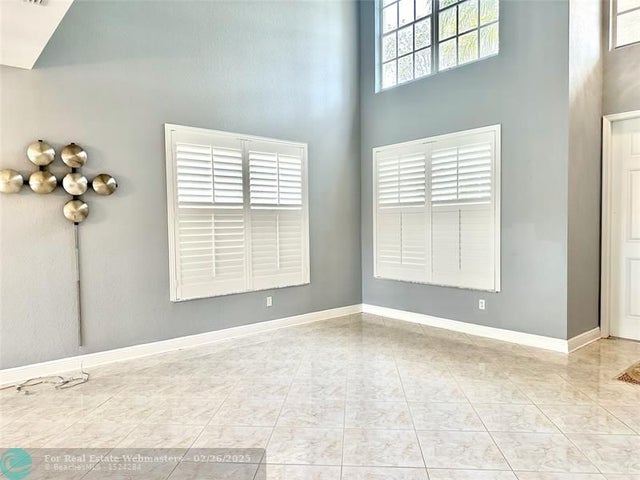 3 of 31 - 1886 Sw Grey Falcon Cir, Vero Beach, FL