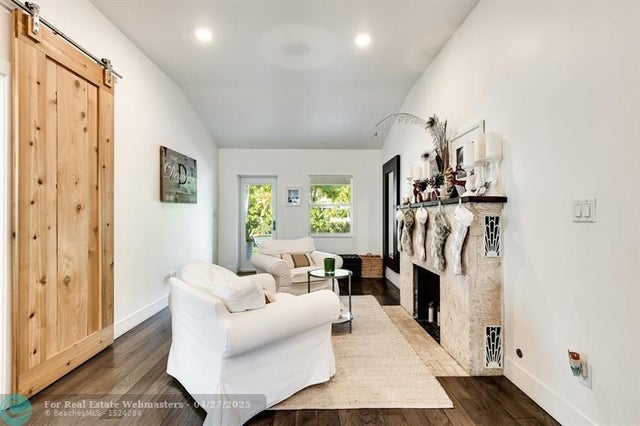 4 of 33 - 540 Ne 10th Ave, Fort Lauderdale, FL