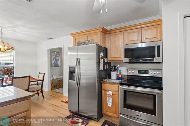 5 of 21 - 1593 Esterbrook Ln, Sebastian, FL