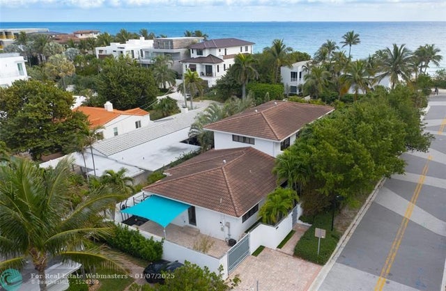 2 of 34 - 2301 N Atlantic Blvd, Fort Lauderdale, FL