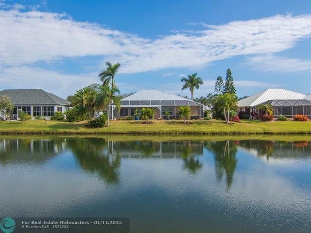 3 of 50 - 1055 Quail Ct Sw, Vero Beach, FL