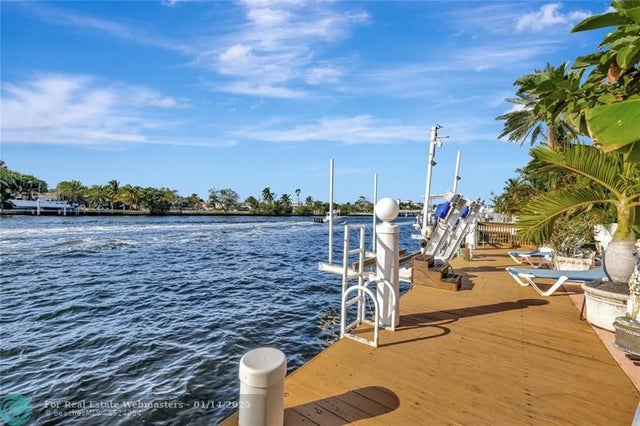 4 of 74 - 305 S Riverside Dr, Pompano Beach, FL
