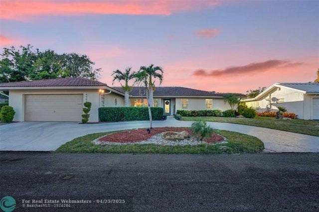 1 of 79 - 4909 N Travelers Palm Ln, Tamarac, FL