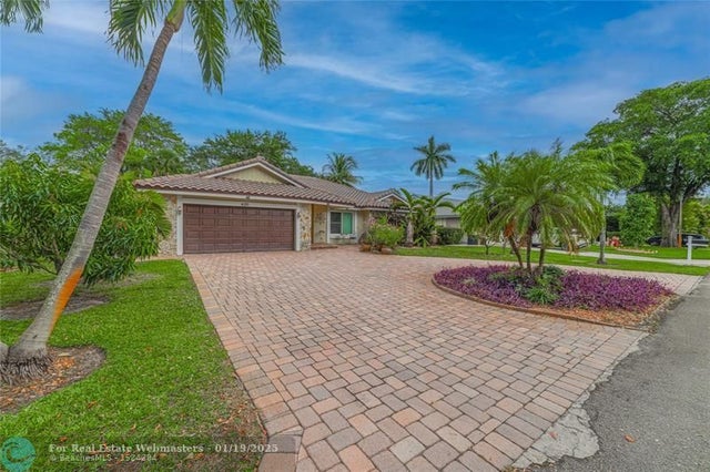 2 of 45 - 4021 Nw 72nd Ave, Coral Springs, FL