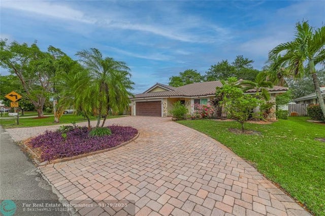 5 of 45 - 4021 Nw 72nd Ave, Coral Springs, FL