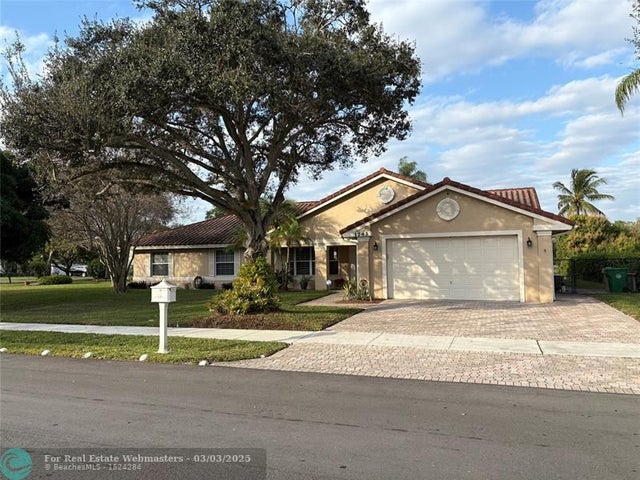 2 of 52 - 1743 Sw 103rd Ln, Davie, FL