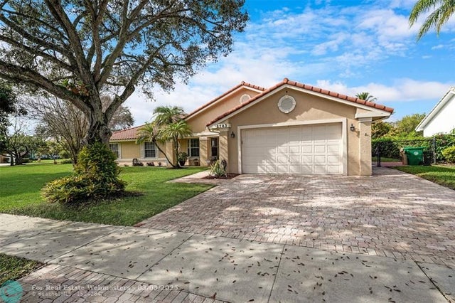 3 of 52 - 1743 Sw 103rd Ln, Davie, FL