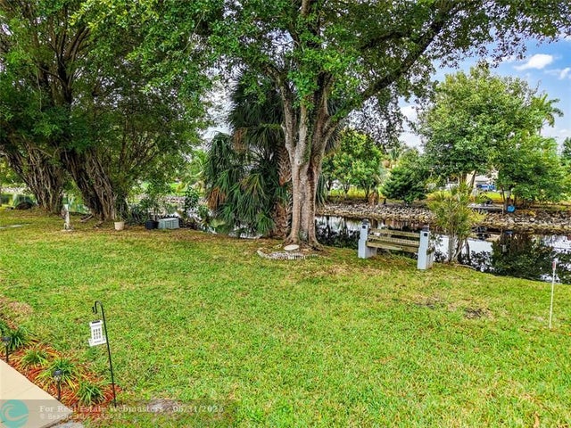 3 of 35 - 985 Nw 69th Ave, Margate, FL