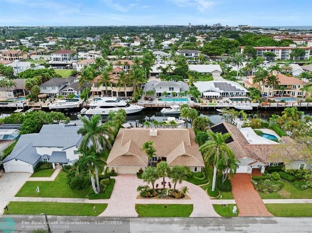 3 of 32 - 2901 Ne 47th St, Lighthouse Point, FL