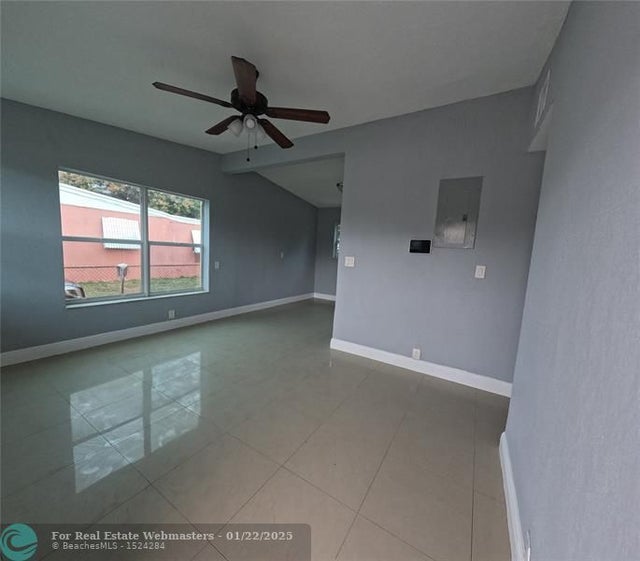 2 of 35 - 1365 11th St, West Palm Beach, FL