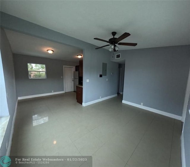 3 of 35 - 1365 11th St, West Palm Beach, FL