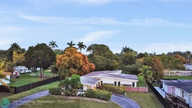 13945 N Miami Ave, Miami