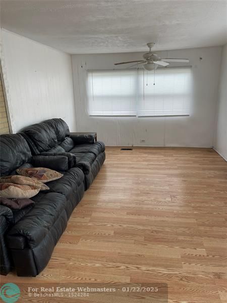 2 of 12 - 2600 Sw 54th St, Fort Lauderdale, FL