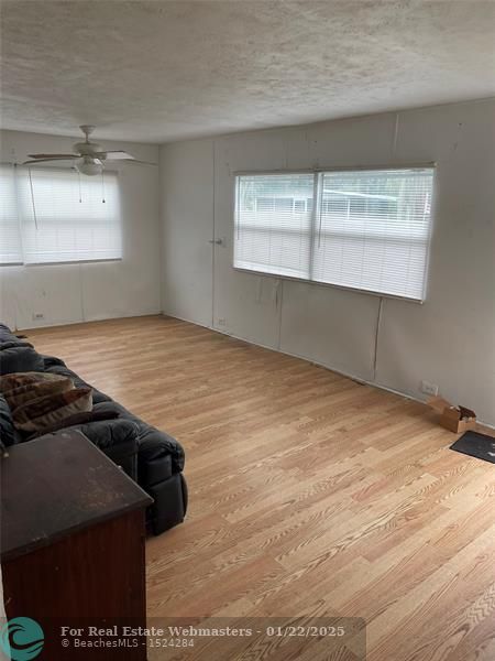 3 of 12 - 2600 Sw 54th St, Fort Lauderdale, FL