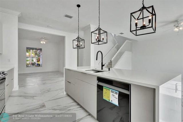 4 of 55 - 9334 Madewood Ct, Royal Palm Beach, FL